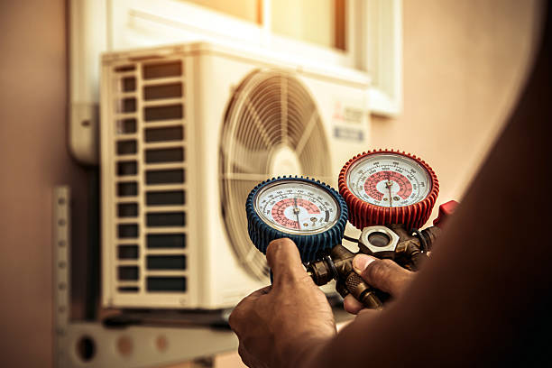 Professional Hvac technician working in Boyertown, PA